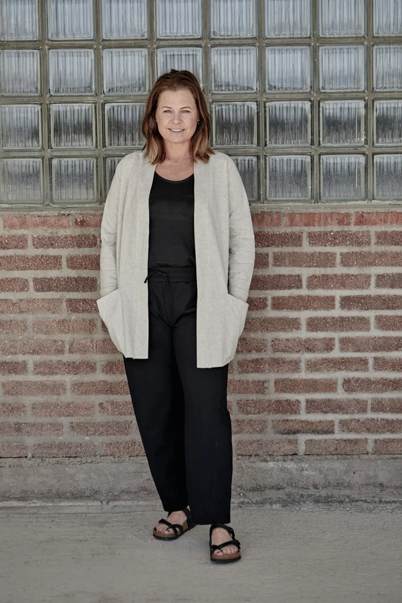 GY BEYLA CARDIGAN  — BLACK - Image 2
