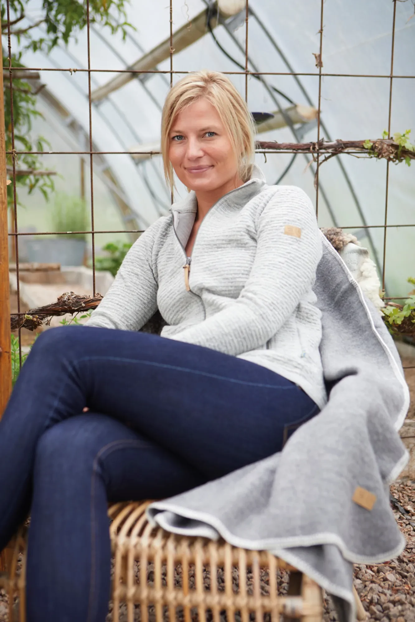 MOREL FULL ZIP FEMALE  — GREY - Image 2