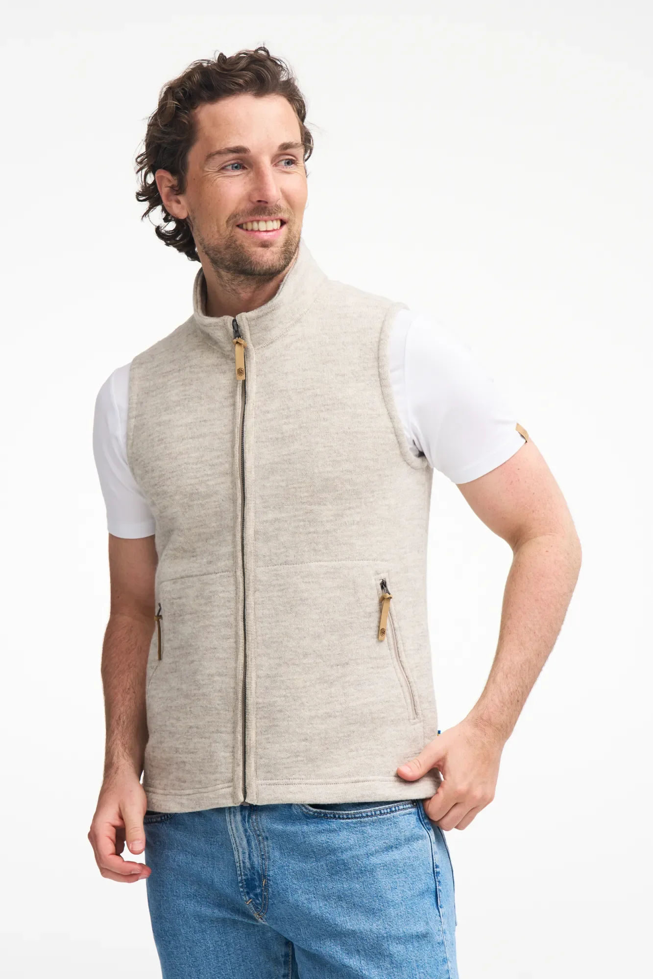 NLS BARLEY VEST, 100% OFÄRGAD ULL — NUTMEG - Image 2
