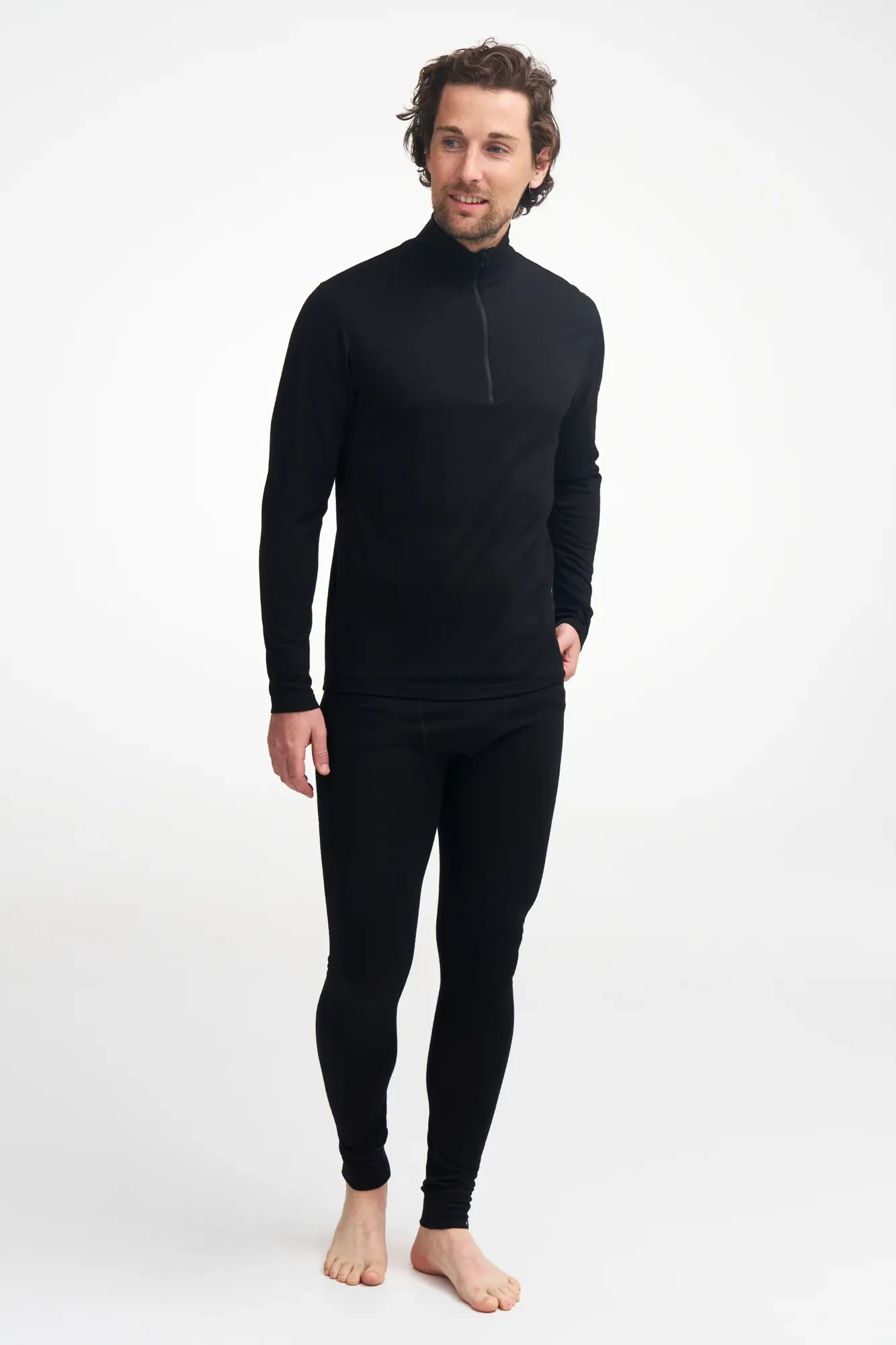 UNDERWOOL SONNY HALF ZIP, 100% EXTRA FINE MERINOULL — BLACK - Image 2